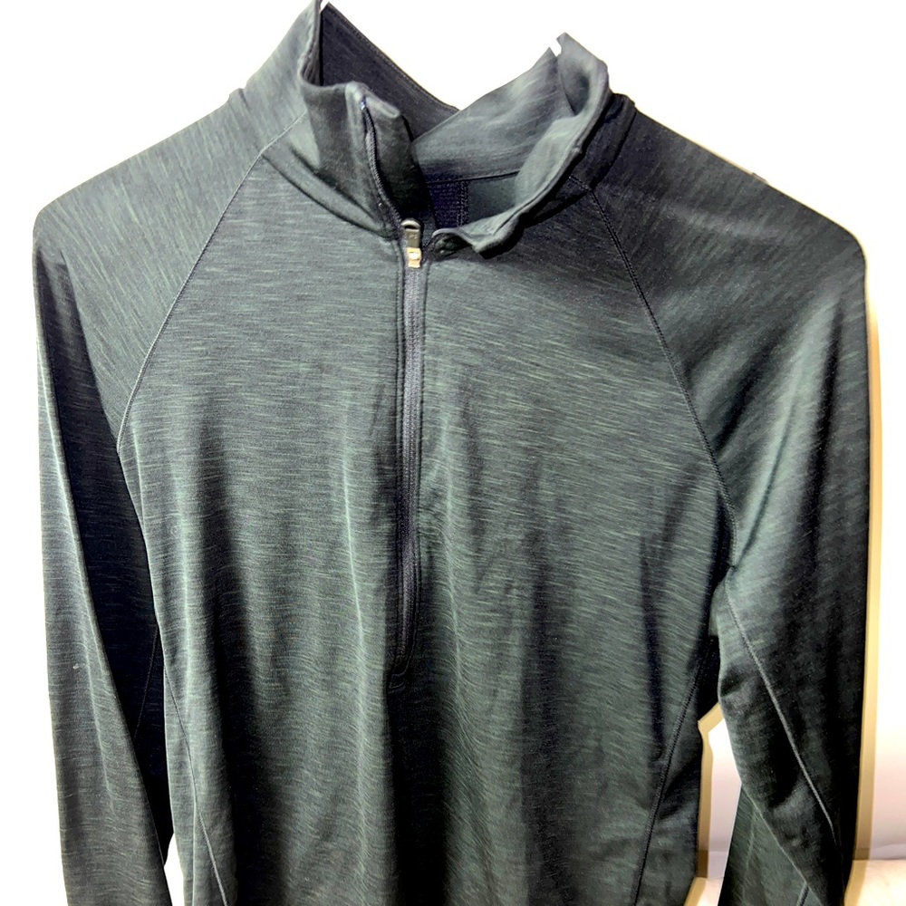 Under Armour Cold Gear 1/2 Zip Long Sleeve Pullover Shirt Black women’s Sz Large